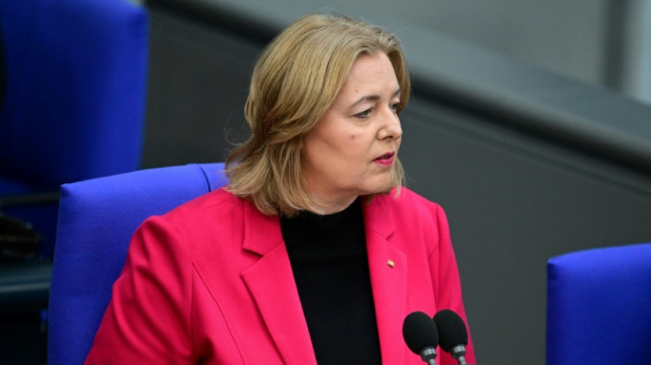 Bundestagspr&auml;sidentin Bas lehnt sofortige Einberufung des neuen Parlaments ab