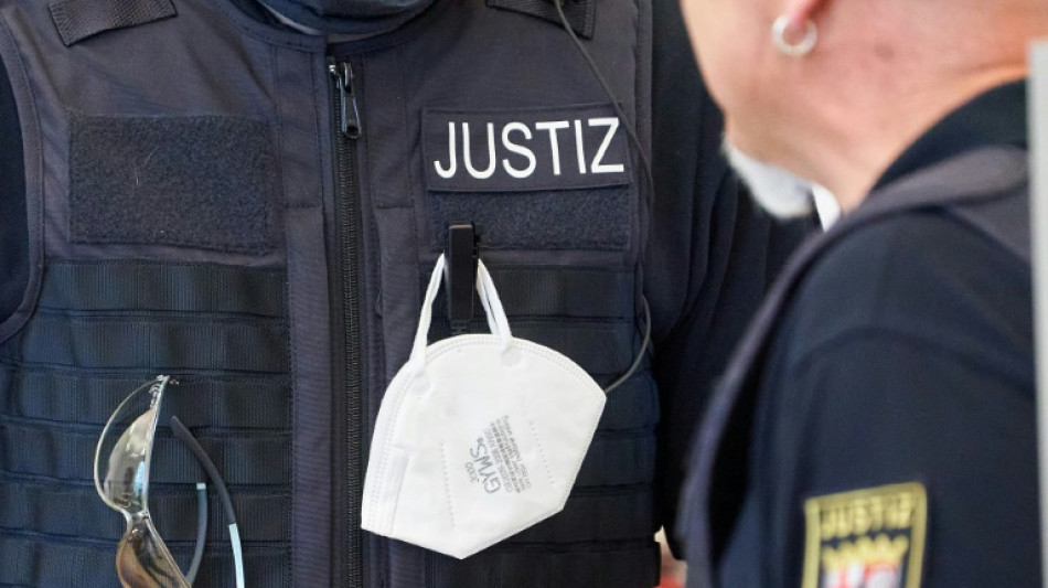 Mehrj&auml;hrige Haft nach t&ouml;dlichem Anschlag auf Fl&uuml;chtlingsheim im Jahr 1991 gefordert