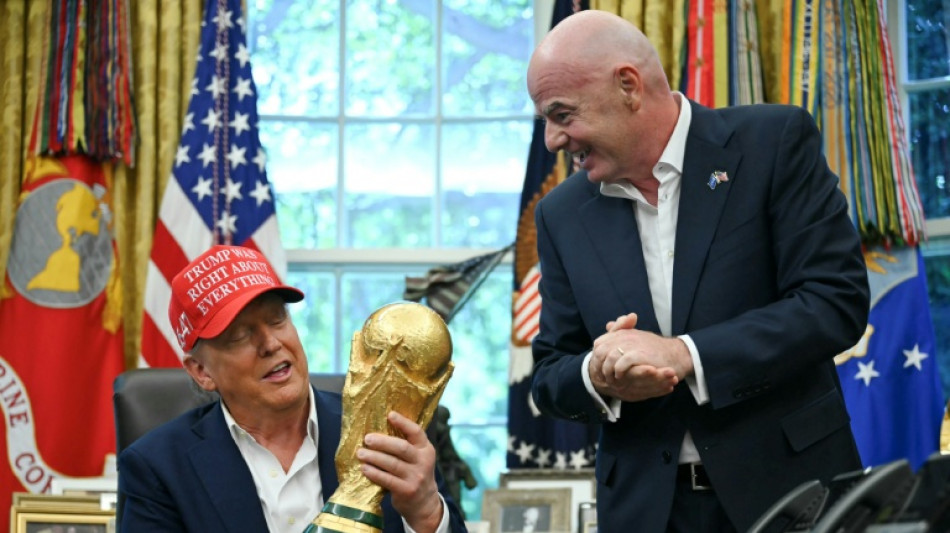  Trump: Habe Infantino um Aufhebung der roten Karte f&uuml;r US-St&uuml;rmer gebeten&nbsp; 