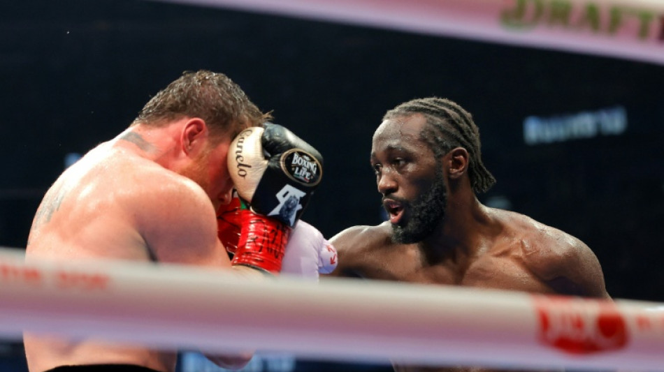 Crawford shocks Alvarez to claim undisputed super middleweight world title