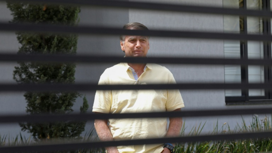  Zur&uuml;ck ins Gef&auml;ngnis: Bolsonaro verl&auml;sst Krankenhaus nach Operation wieder 