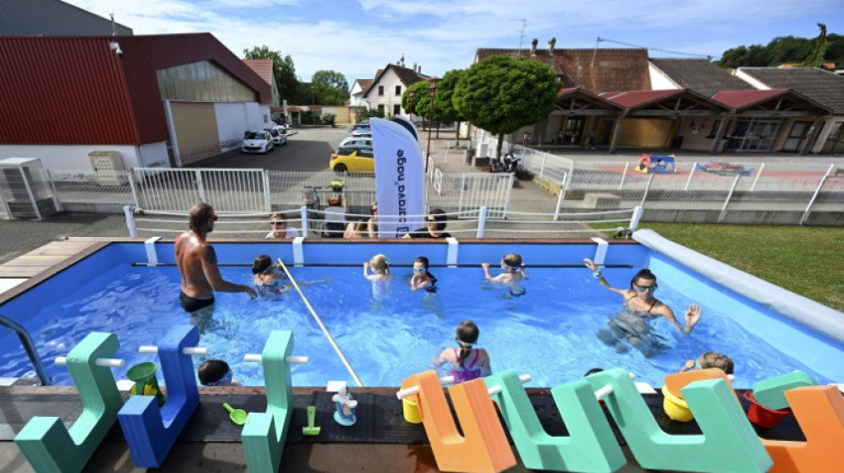 Autour de Strasbourg, une piscine itinérante pour apprivoiser l'eau