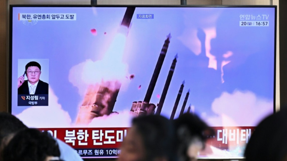  Coreia do Norte lan&ccedil;a dois m&iacute;sseis bal&iacute;sticos em dire&ccedil;&atilde;o ao mar 