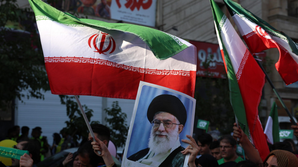 Khamenei, coinvolgimento Usa mostra debolezza dei sionisti