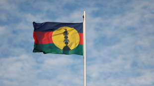 Nouvelle-Cal&eacute;donie: le FLNKS rejette l'accord de Bougival, Valls regrette un choix "incompr&eacute;hensible"