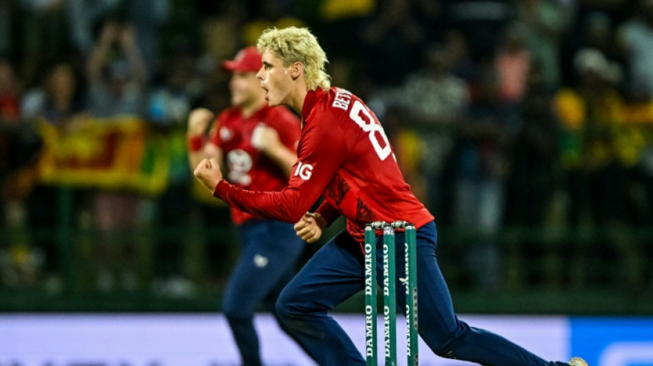  Bethell spins England to 3-0 sweep over Sri Lanka in World Cup warm-up 
