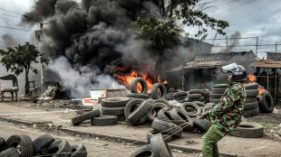 Au Kenya, Nairobi d&eacute;sert&eacute;e, violences en p&eacute;riph&eacute;rie lors d'une nouvelle journ&eacute;e de manifestations