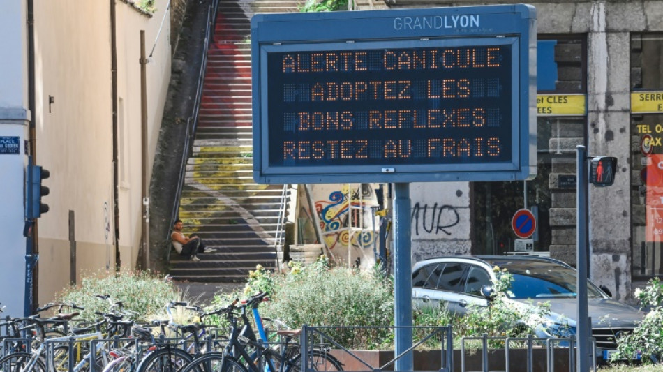 La canicule en France &eacute;prouvante dans 49 d&eacute;partements en vigilance orange