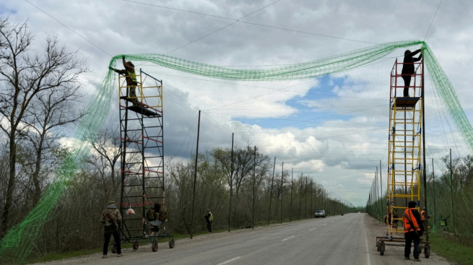  Ukrainians sceptical as Kremlin orders Easter truce 