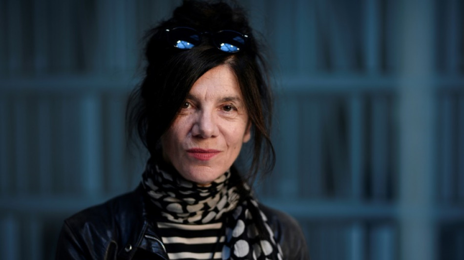 Französin Brigitte Giraud erhält Literaturpreis Goncourt für "Vivre vite"
