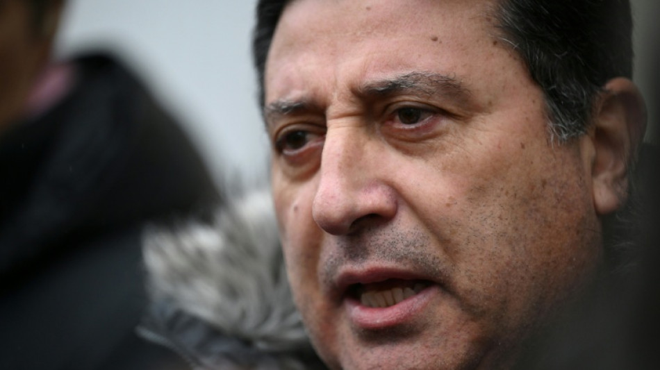  Humberto Zepeda, en el "nombre" del padre en un juicio por asesinato en Francia 