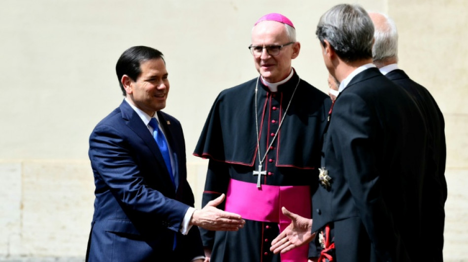 Rubio et le pape am&eacute;ricain jouent l'apaisement