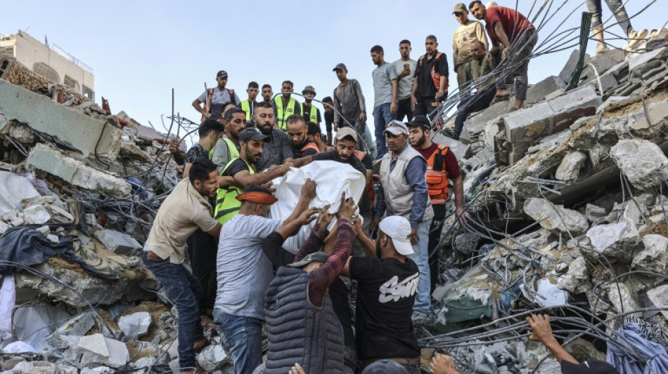  Desabamento de pr&eacute;dio em Gaza deixa 21 mortos, incluindo 12 crian&ccedil;as 