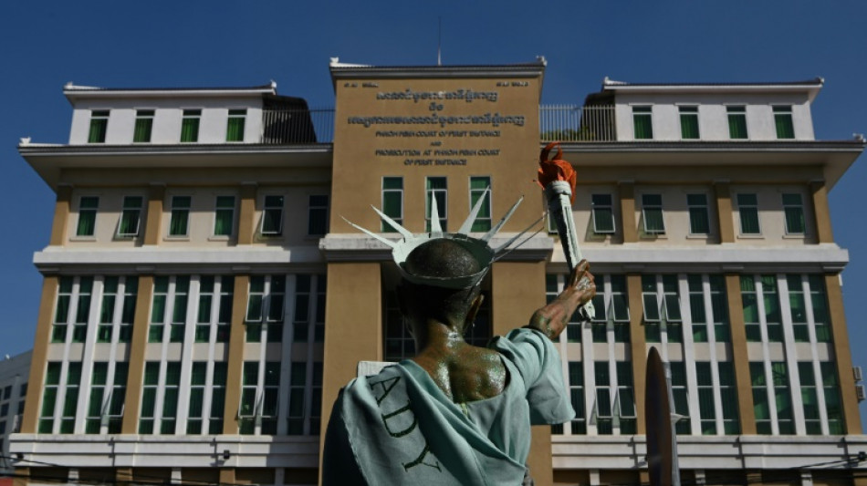 Decenas de miembros de la oposici&oacute;n condenados a penas de c&aacute;rcel en Camboya