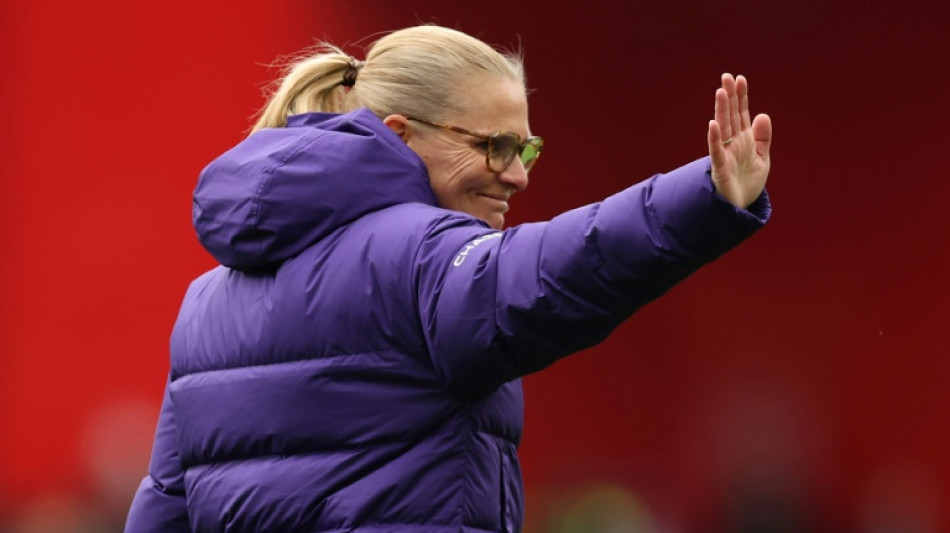  Fifa aprova regra para aumentar n&uacute;mero de treinadoras no futebol feminino 