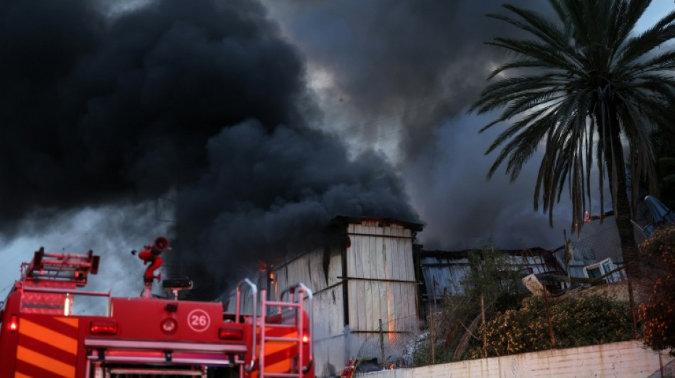  AFP-Journalisten: Explosionen und Rauchwolken in Tel Aviv nach neuen iranischen Angriffen 