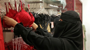 Detrás de los escaparates en Arabia Saudita se esconde un San Valentín disimulado
