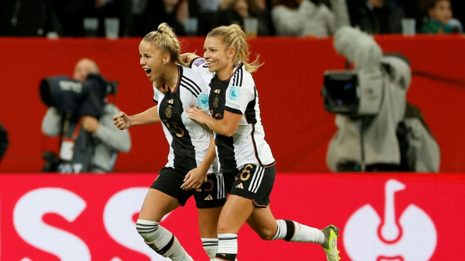 Nach "MVT"-Chaos: DFB-Frauen bescheren Hrubesch Traum-Deb&uuml;t