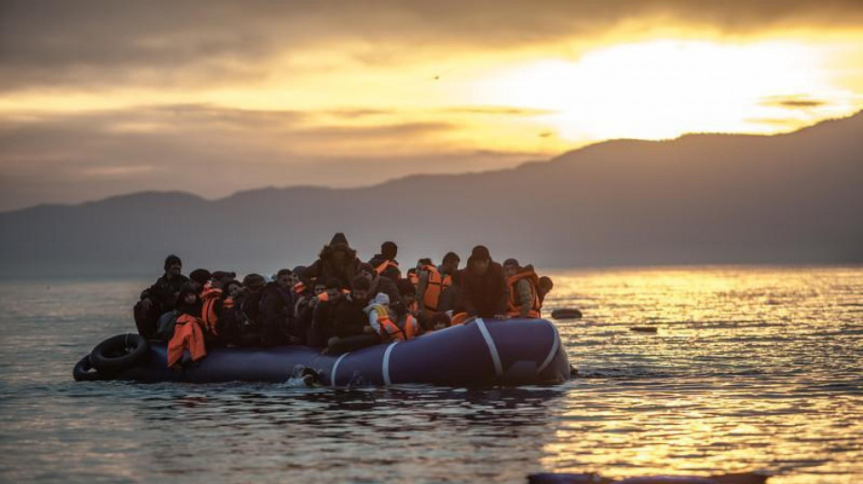 Naufragio al largo di Lesbo in Grecia, 4 migranti morti