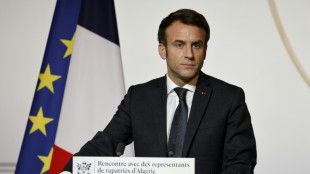 La vacunación anticovid, una arriesgada apuesta electoral para Macron en Francia