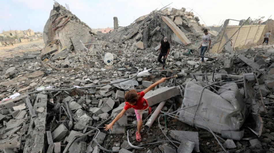 Hamas says Israeli troops sticking point in truce talks as Gaza pounded