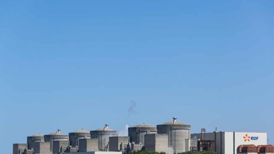  Entre m&eacute;duses et canicules, l'&eacute;t&eacute; 2026 met le parc nucl&eacute;aire d'EDF &agrave; l'&eacute;preuve 