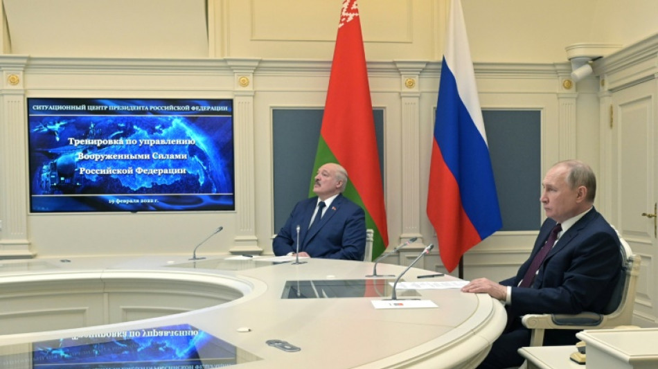 Face &agrave; Moscou, Kiev appelle l'Occident &agrave; soutenir le "bouclier" ukrainien 