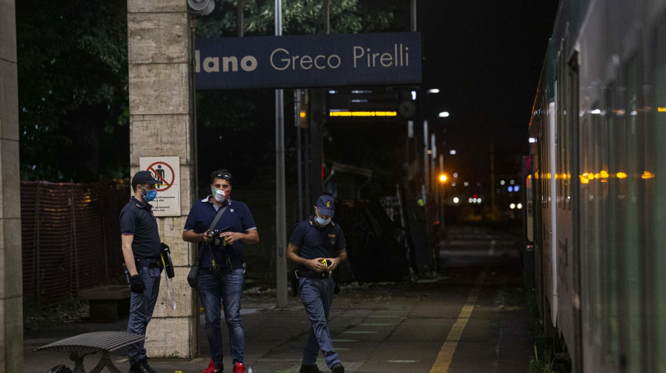 Treno investe e uccide ragazza di 17 anni a Milano