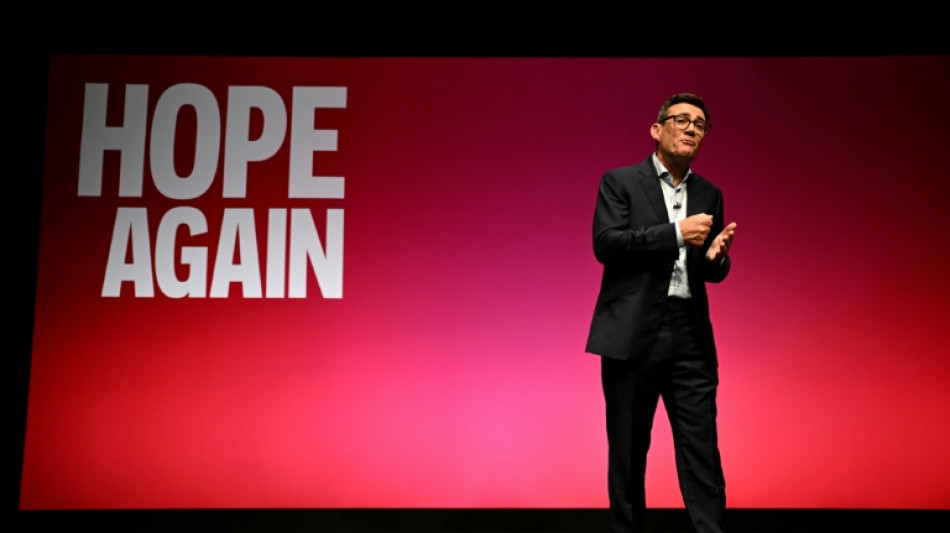  Burnham vai propor 'diferentes op&ccedil;&otilde;es' para as rela&ccedil;&otilde;es entre Reino Unido e UE 