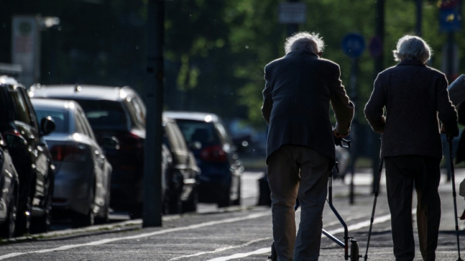 Gewerkschaften und Arbeitgeber kritisieren Regierungspläne zur Aktivrente