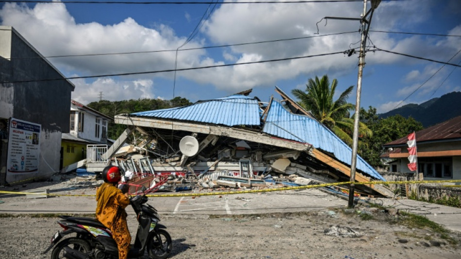  Nearly 13,000 displaced after deadly Indonesian quake 