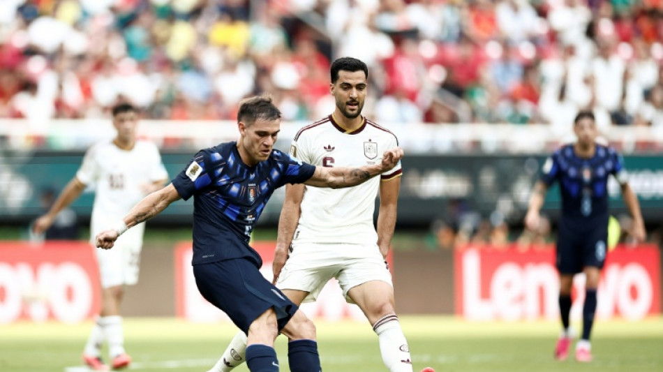  Man Utd reveal Ugarte knee injury in Uruguay World Cup defeat 