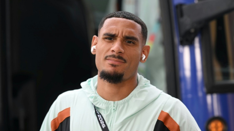  Chelsea sign France defender Lacroix from Crystal Palace 