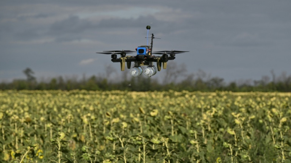  Sci-fi or battlefield reality? Ukraine's bet on drone swarms 