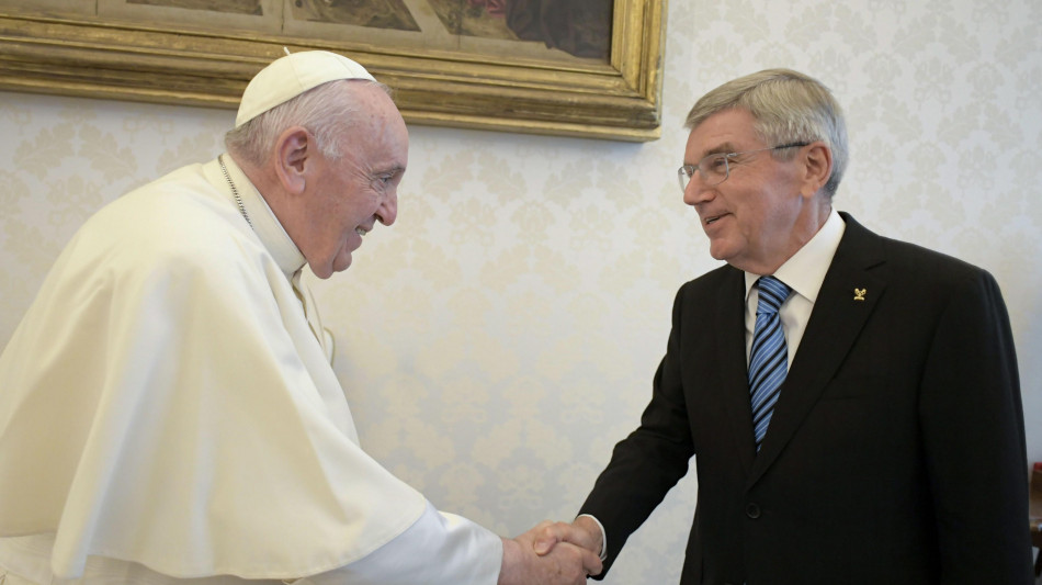 Papa: Bach, sua voce mi ha spinto a creare Team dei Rifugiati