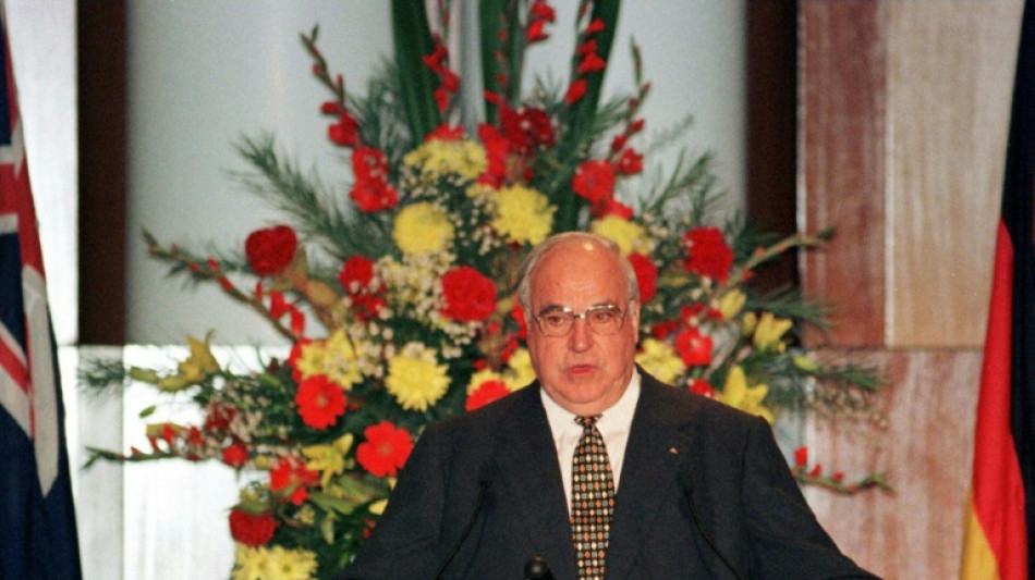  Helmut-Kohl-Allee in Berliner Ortsteil Tiergarten eingeweiht 
