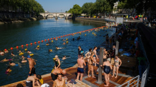 Casi 100.000 personas se bañaron en el río Sena en París este verano