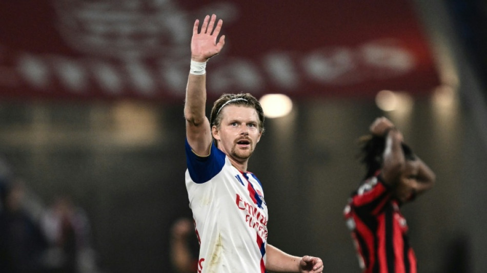  Ligue 1 : vainqueur de Nice dans la souffrance, Lyon prend la t&ecirc;te 