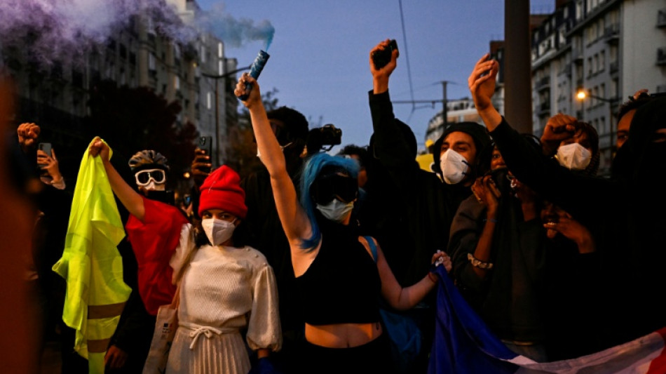  Hunderttausende demonstrieren in Frankreich - erneut gewaltsame Zusammenst&ouml;&szlig;e 