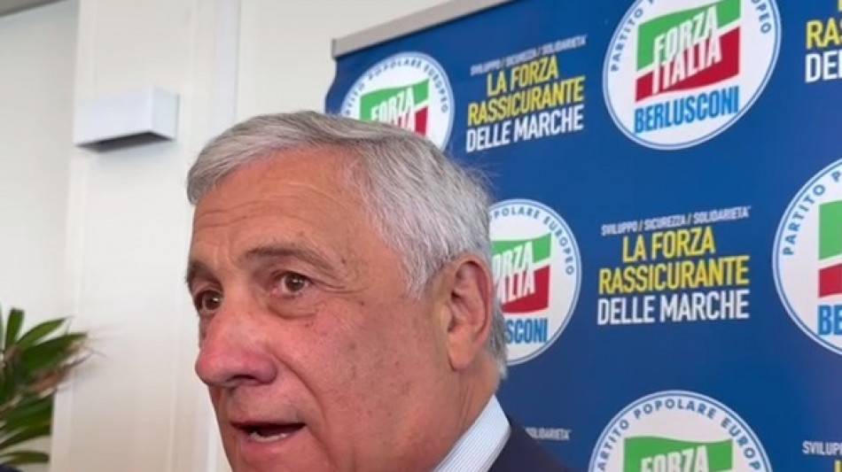 Tajani, 'Putin ha preso in giro Trump,ma ora portarlo al tavolo'