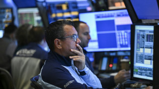 Wall Street termine sans direction claire, chahut&eacute;e par des donn&eacute;es &eacute;conomiques