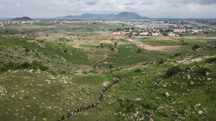 Dans la capitale nig&eacute;riane, les randonneurs d&eacute;fient l'ins&eacute;curit&eacute;