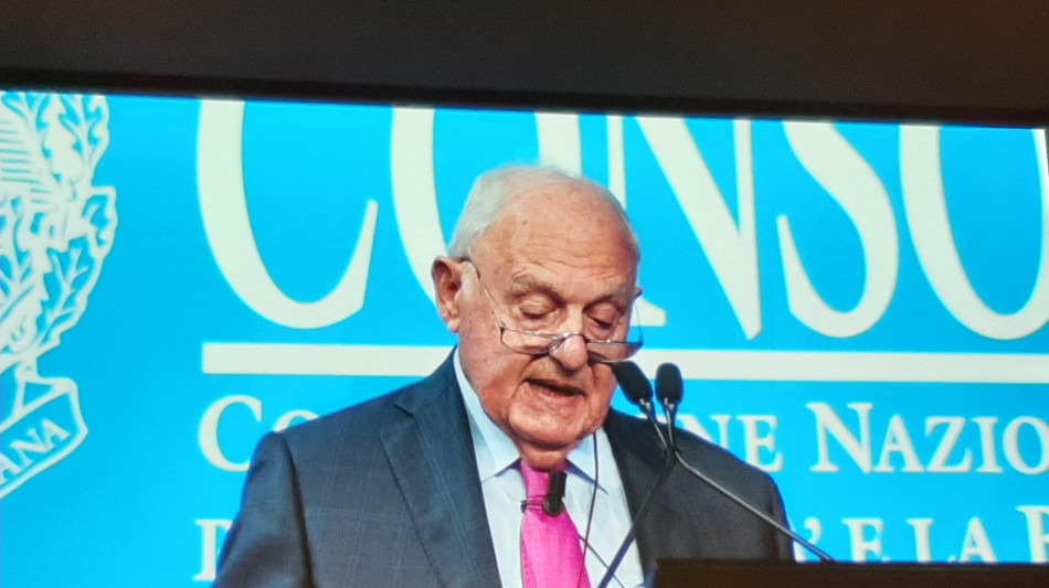 Consob sospende 30 giorni l'Ops di Unicredit su Banco Bpm