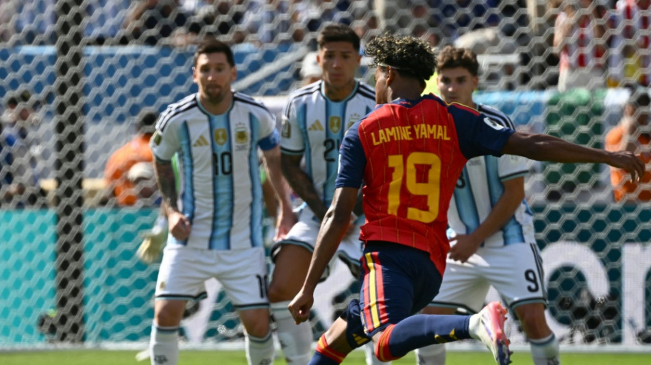 Spanien triumphiert, Messi trauert 