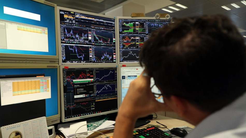  Borsa: Milano piatta a met&agrave; seduta con Prysmian di corsa e Campari pesante 