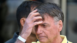 Moraes autoriza pris&atilde;o domiciliar tempor&aacute;ria para Jair Bolsonaro