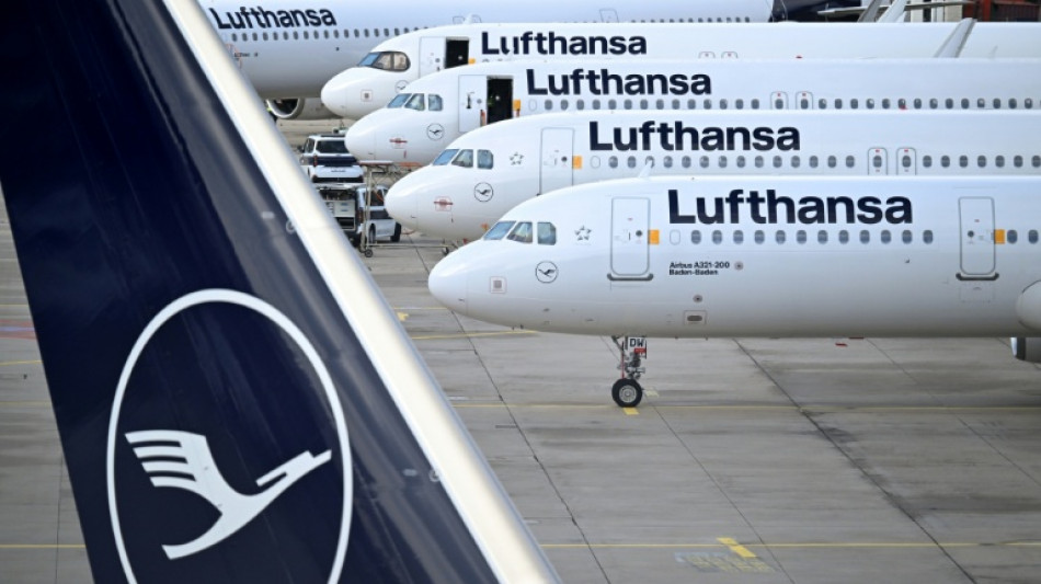  El grupo Lufthansa cancela cientos de vuelos por una huelga de pilotos 