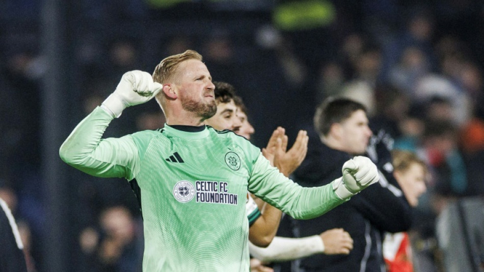  Celtic keeper Schmeichel fears shoulder injury could end his career 