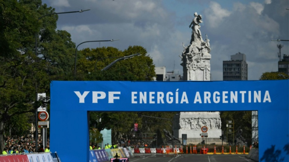  Javier Milei pede &agrave; FIA retorno da F&oacute;rmula 1 &agrave; Argentina 