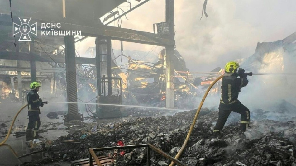  Kyiv's defences, 'hybrid' threat from Moscow headline EU talks 
